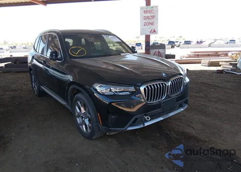 2023 BMW X3 xDrive30I z USA, uszkodzony, nr VIN 5UX53DP03P9S15841